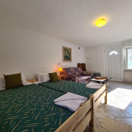 House Zulfa 1548 Lägenhet Fažana Exteriör bild