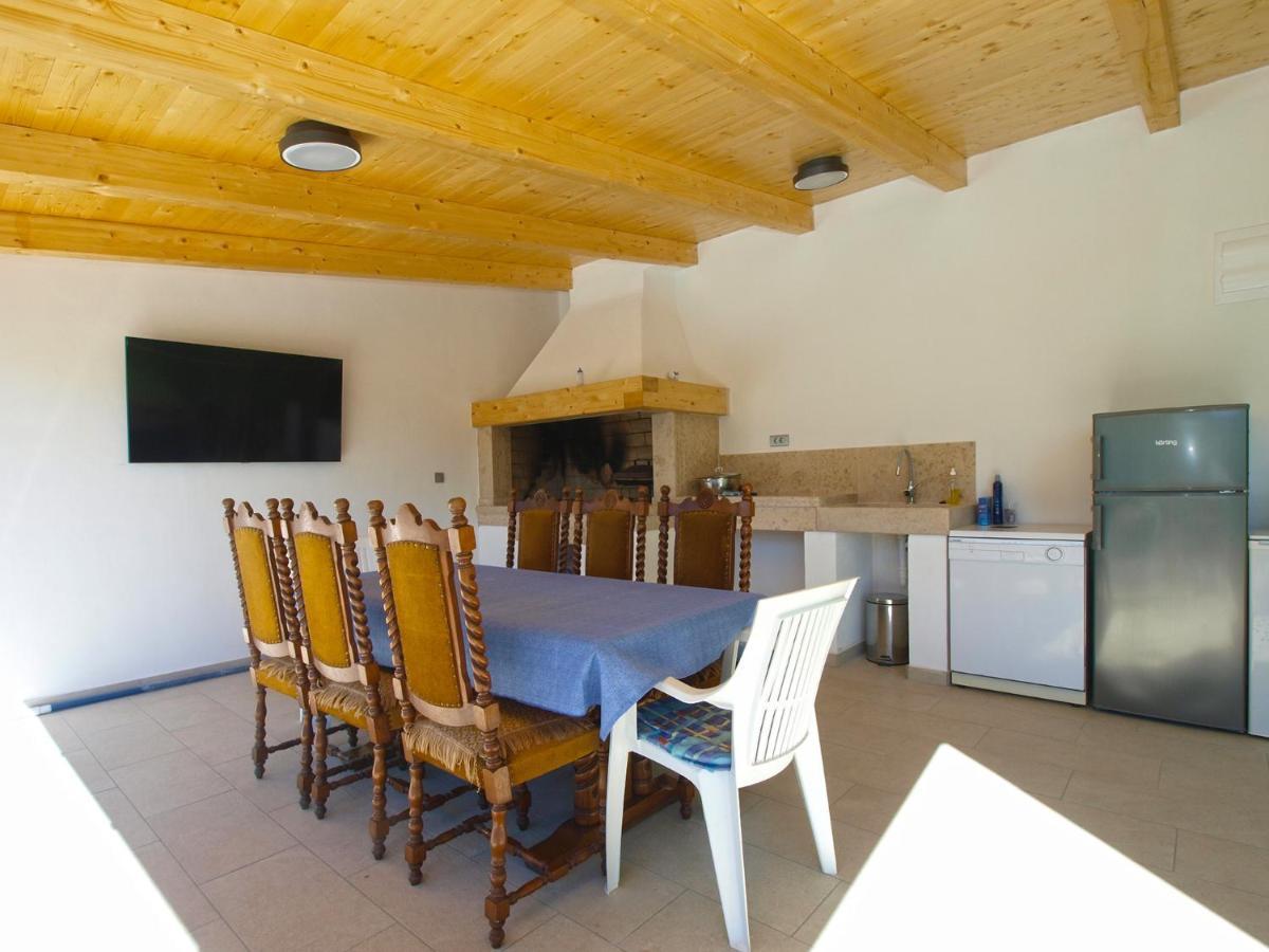 House Zulfa 1548 Lägenhet Fažana Exteriör bild