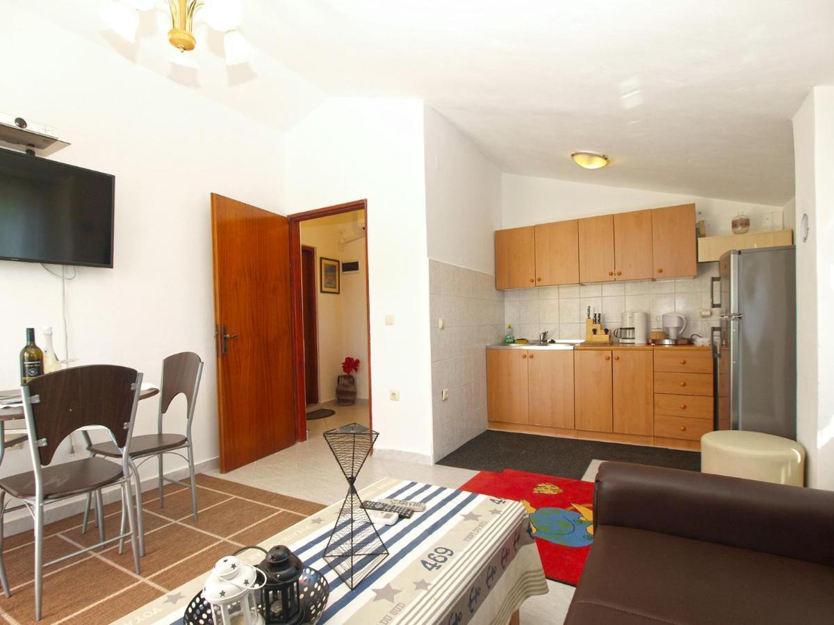House Zulfa 1548 Lägenhet Fažana Exteriör bild