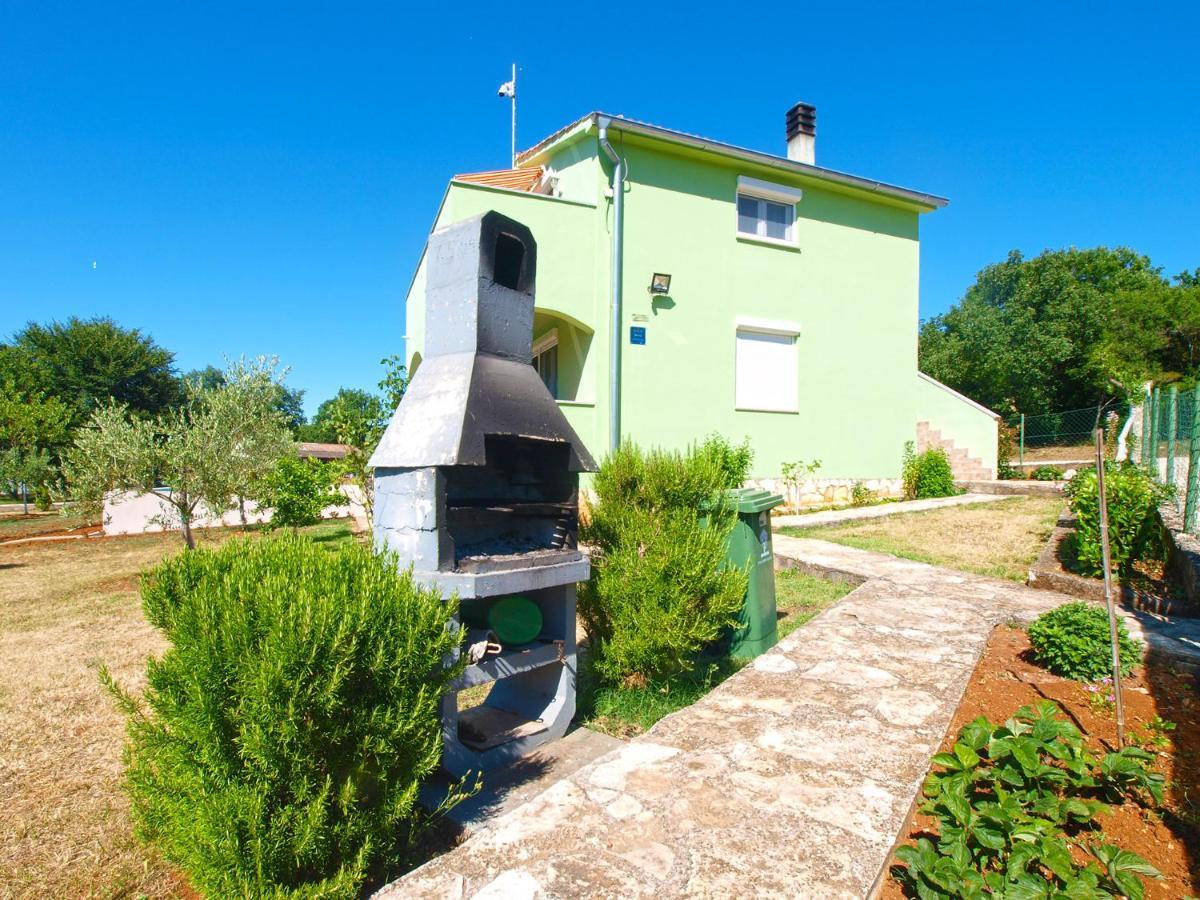 House Zulfa 1548 Lägenhet Fažana Exteriör bild
